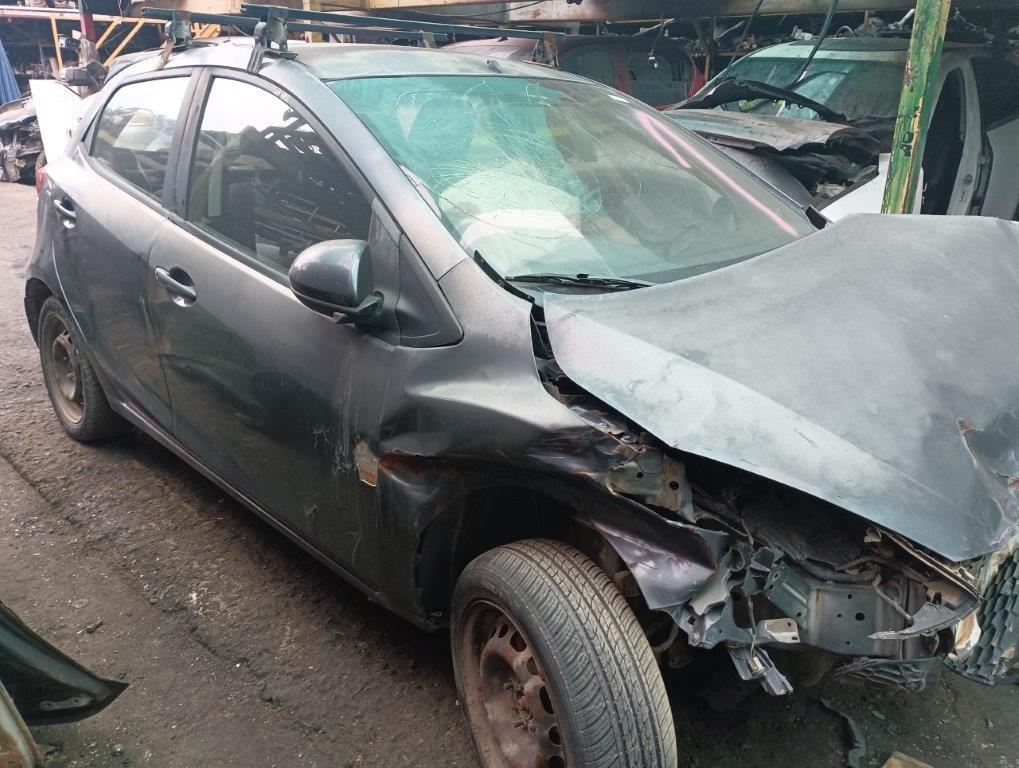  Mazda 2HB 2008    EN DESARME